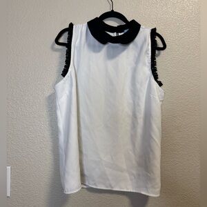 CeCe XL white with black collar blouse